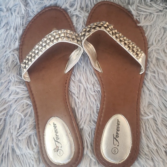 SHOES | Silver Studded Flip Flops! - Picture 3 of 8